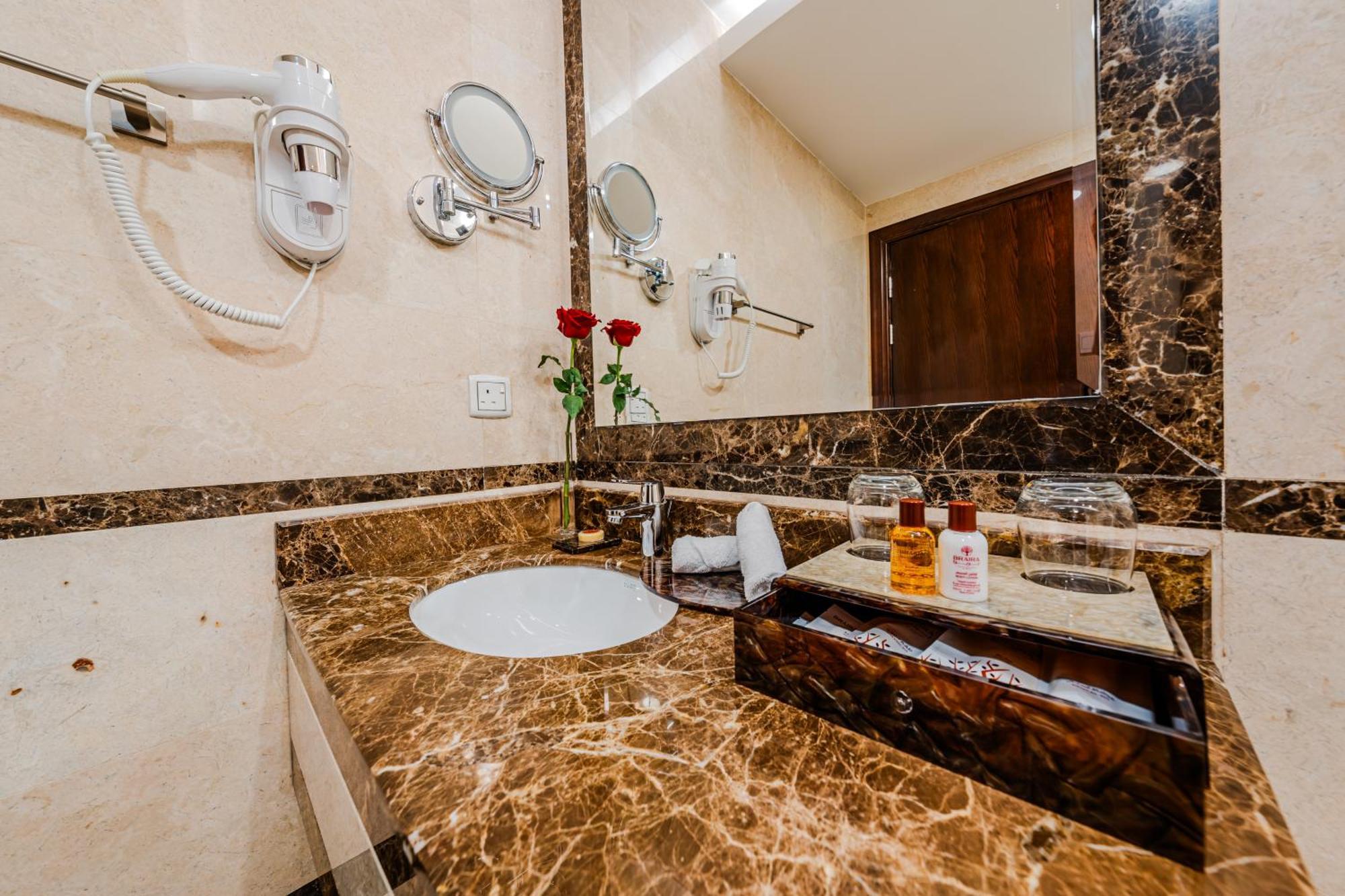 Hotel Braira Al Al Jubail Esterno foto